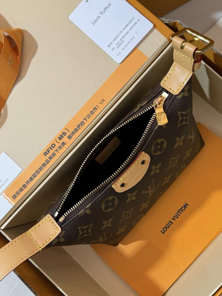LOUIS  VUITTON