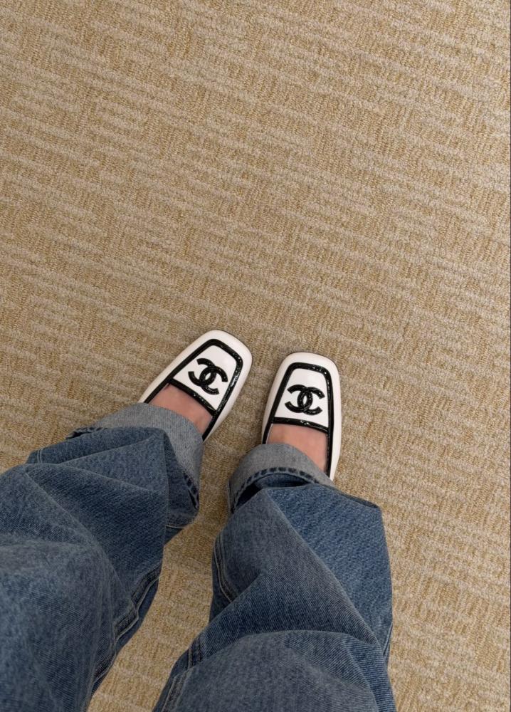 CHANEL