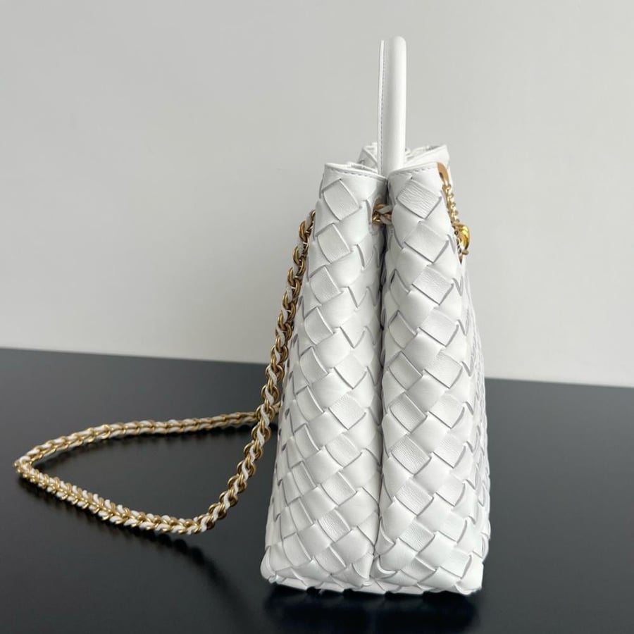 BOTTEGA