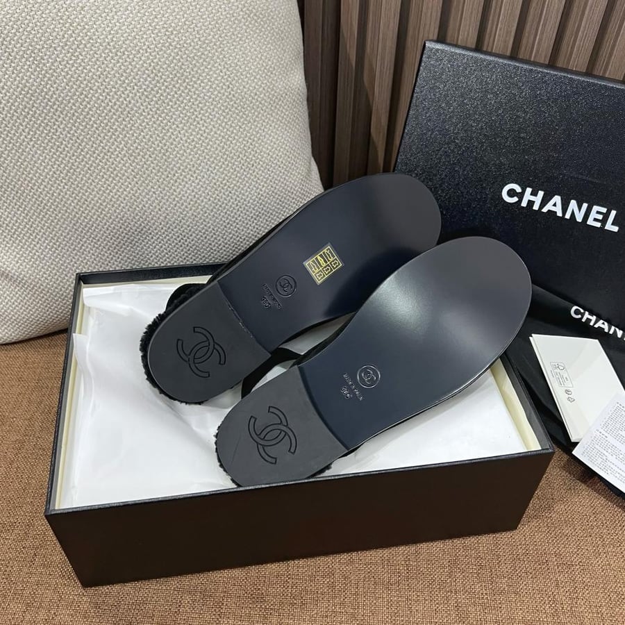 CHANEL