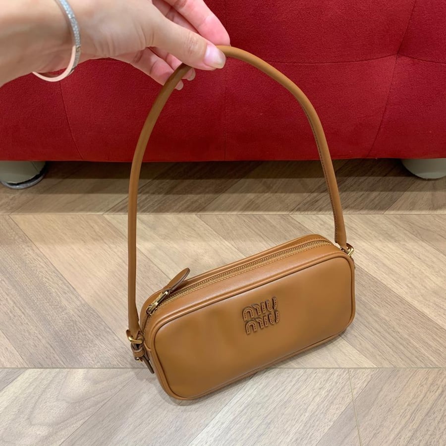 MIU MIU