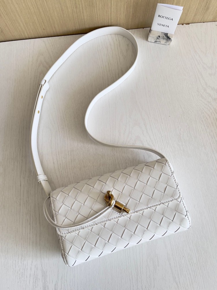 BOTTEGA _Andiamo