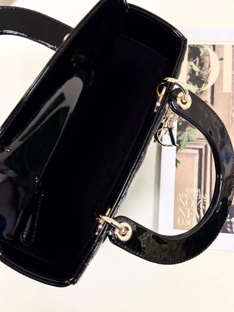 DIOR - lady
