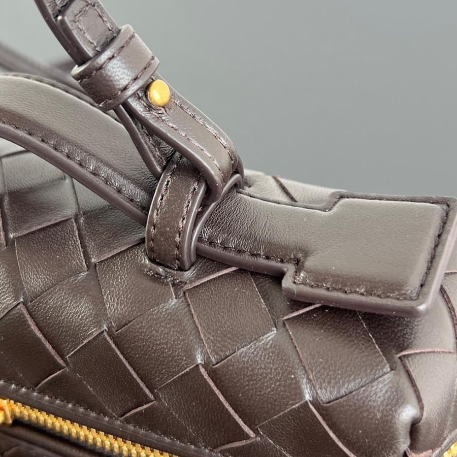 BOTTEGA
