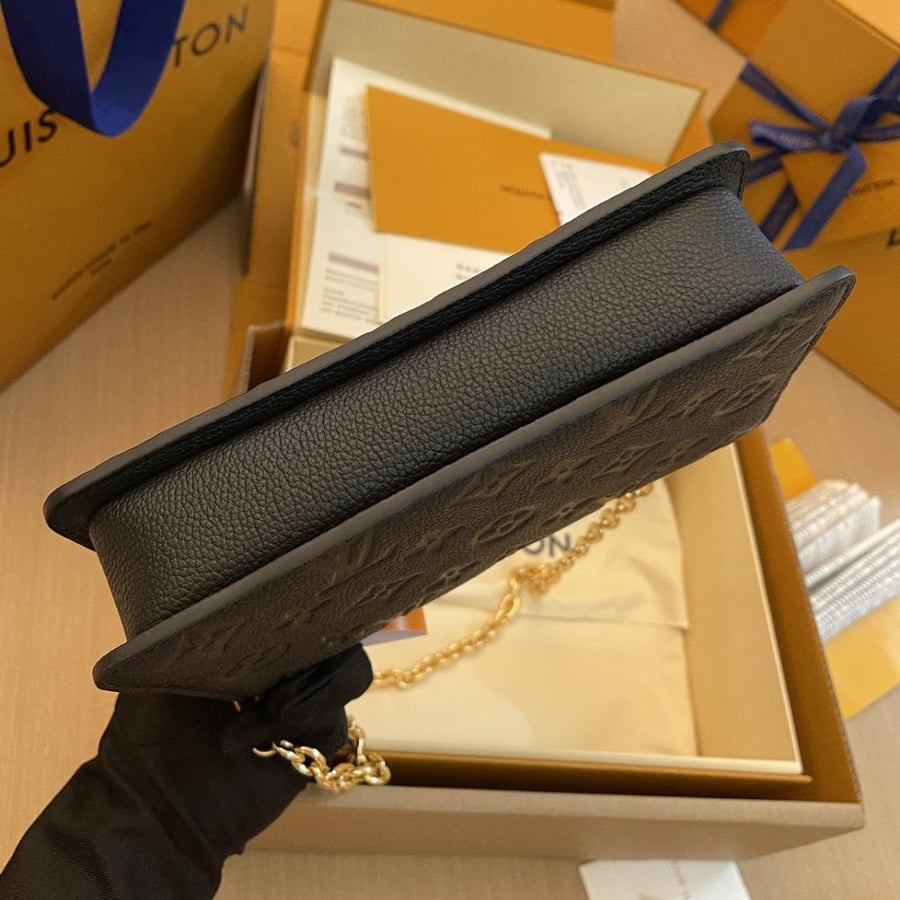 LOUIS  VUITTON
