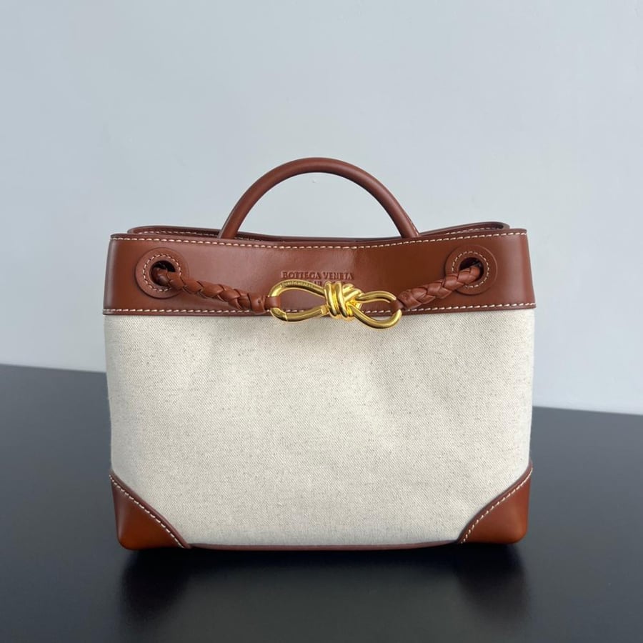 BOTTEGA