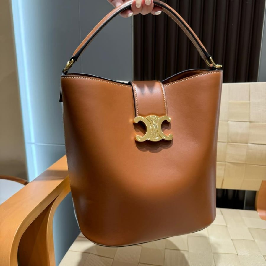 CELINE