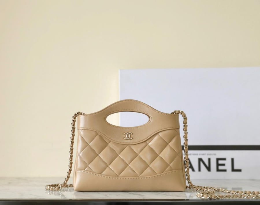 CHANEL