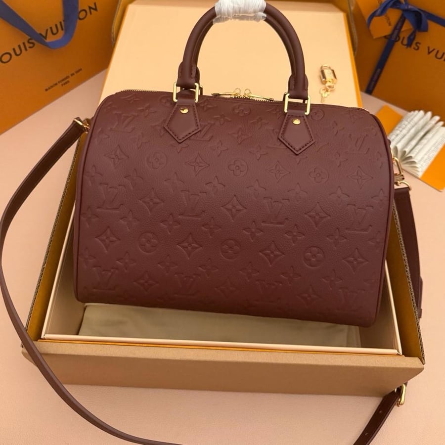 LOUIS  VUITTON