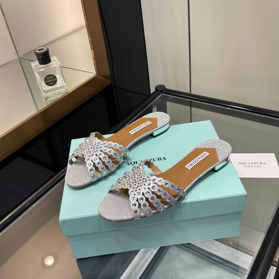 AQUAZZURA
