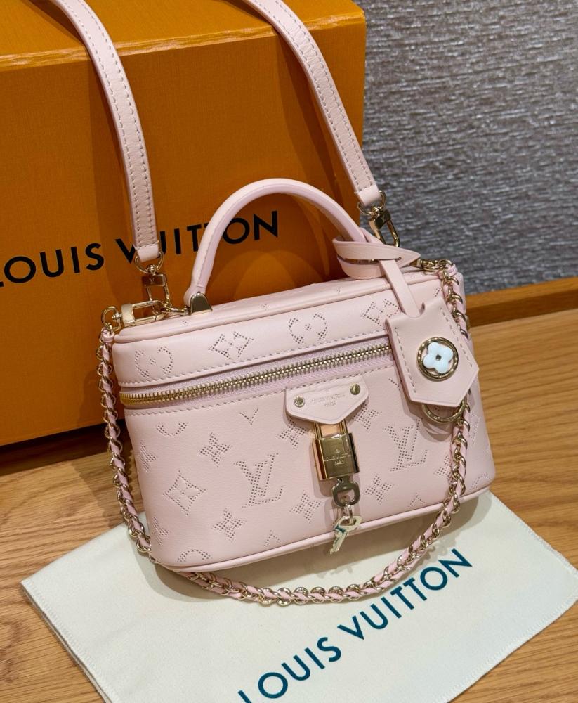 LOUIS  VUITTON