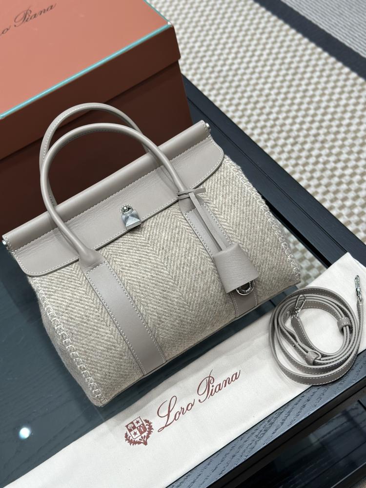 LORO PIANA