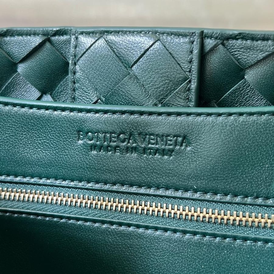 BOTTEGA