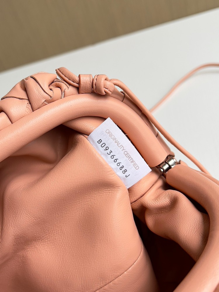 BOTTEGA