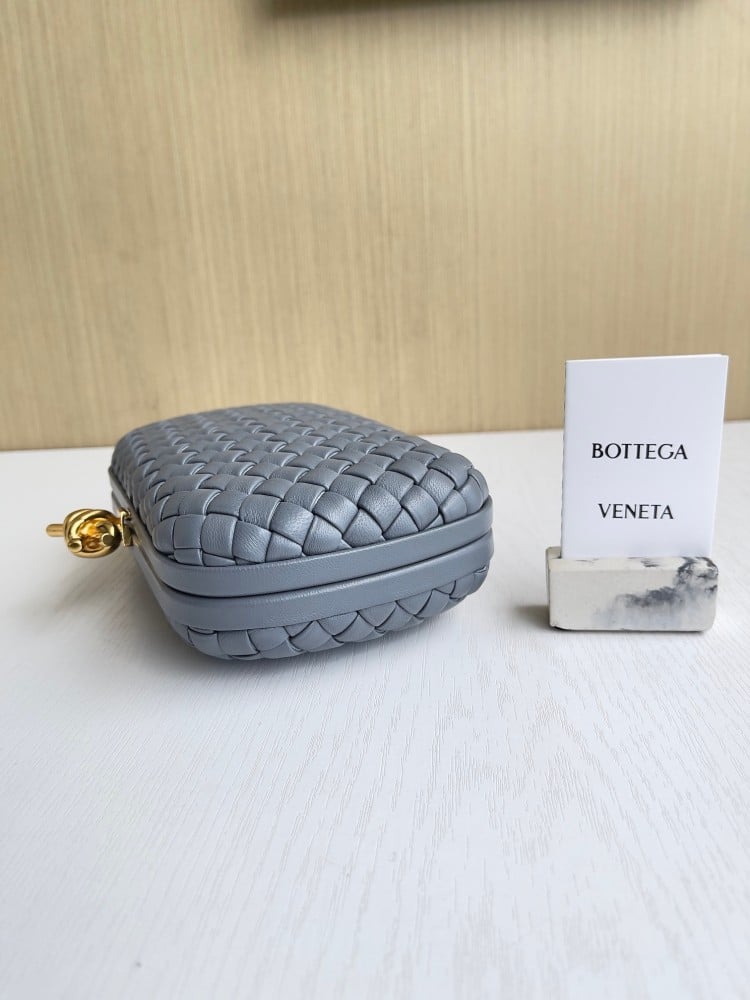 BOTTEGA