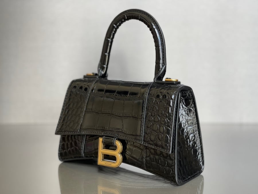 BALENCIAGA