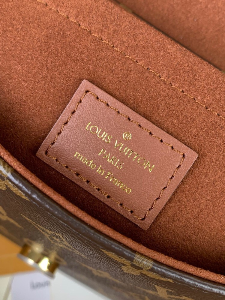 LOUISVUITTON-LOCU BB