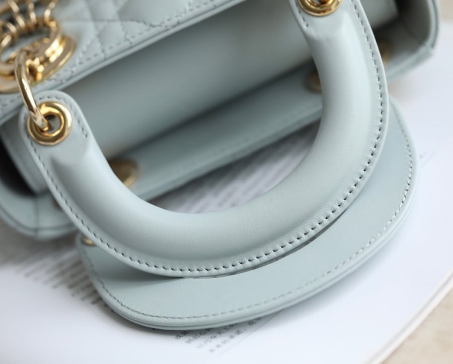 LADY DIOR