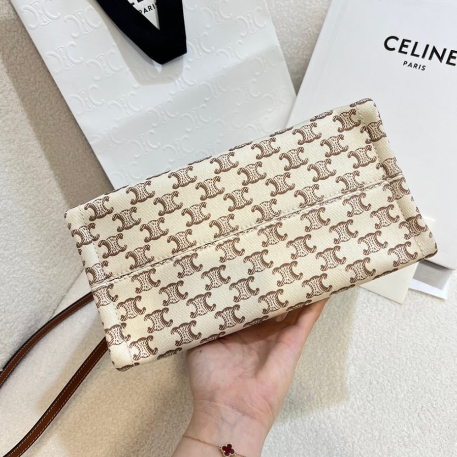 CELINE