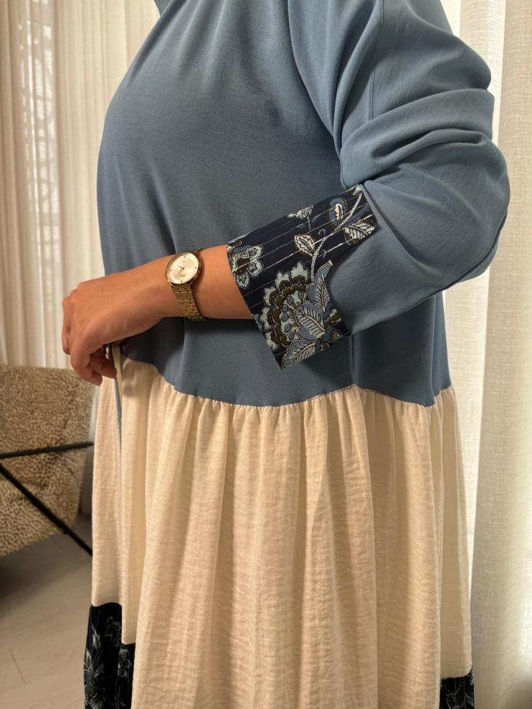 Custom abayas, culottes, crepe, in elegant colors