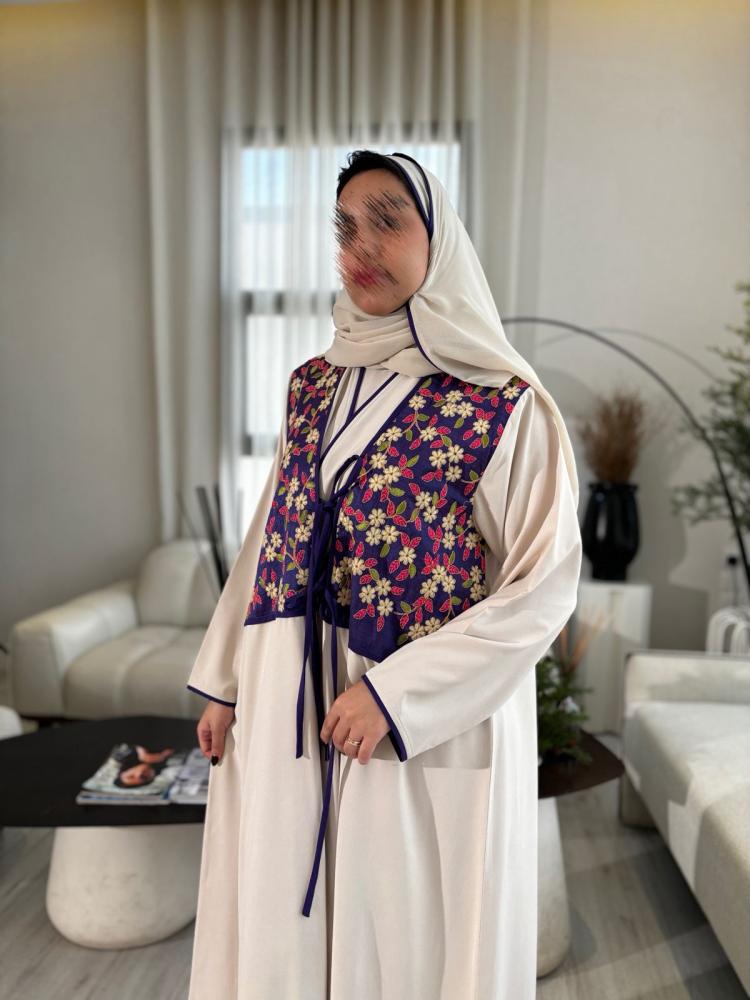 عباية كريب بيج بتصميم ناعم وخامة مريحة