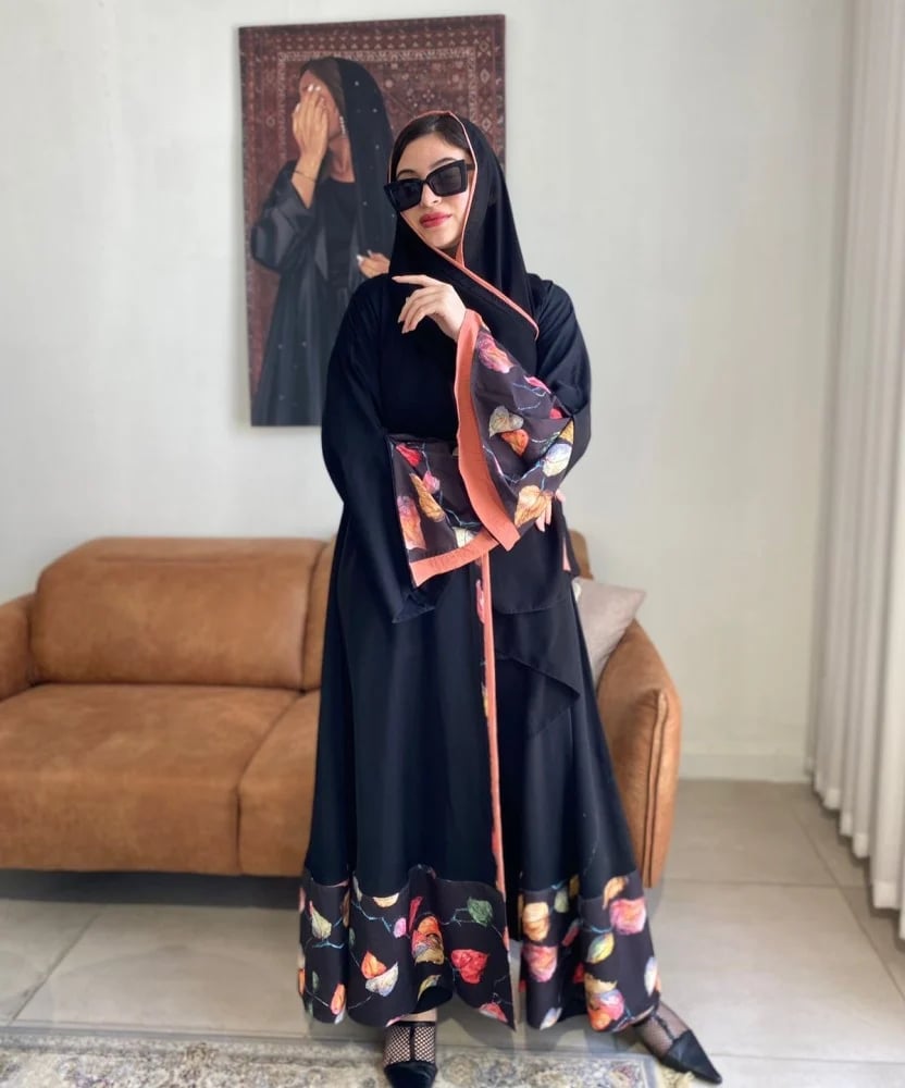 عباية كلوش كريب عملية بعدة ألوان