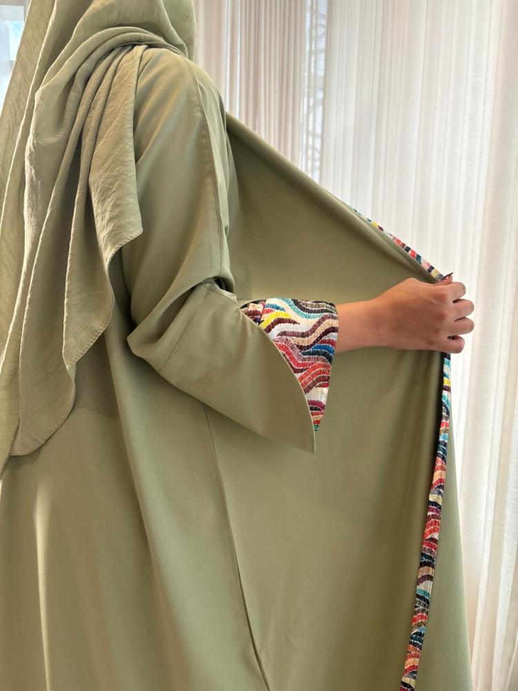 A-line crepe abaya, practical for outings