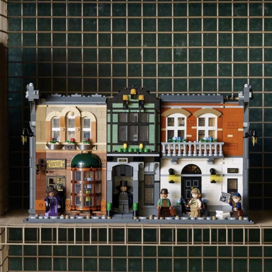 Sherlock Holmes: Book Nook