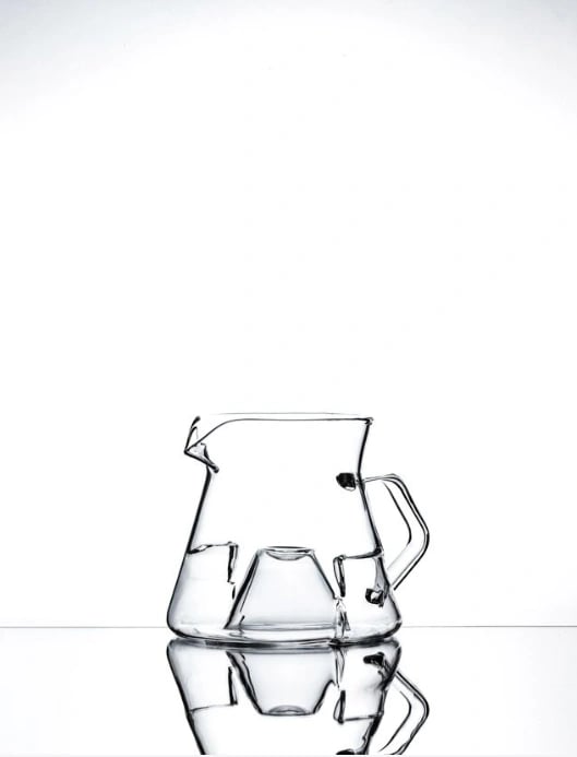 Small AVENSI WAVE Cyclone Carafe - ICOSA