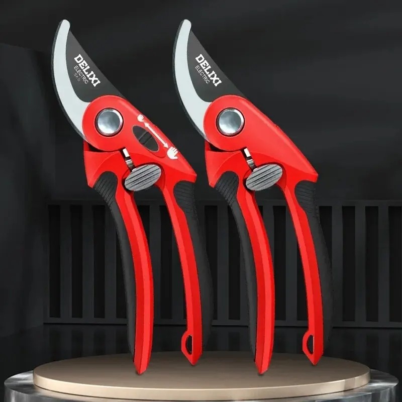 The distinguished garden scissors