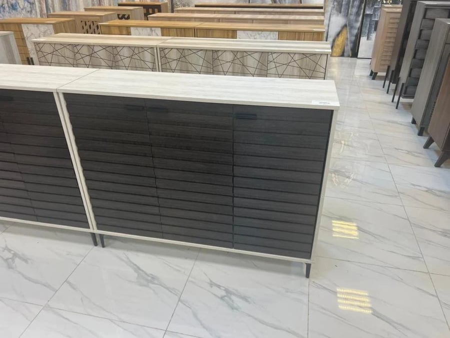 Modern and practical Malaysian shoe cabinet