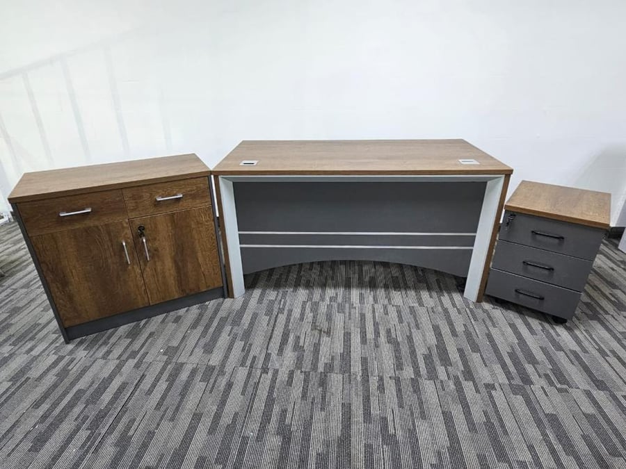 A modern administrative office with a practical and elegant design available in multiple sizes