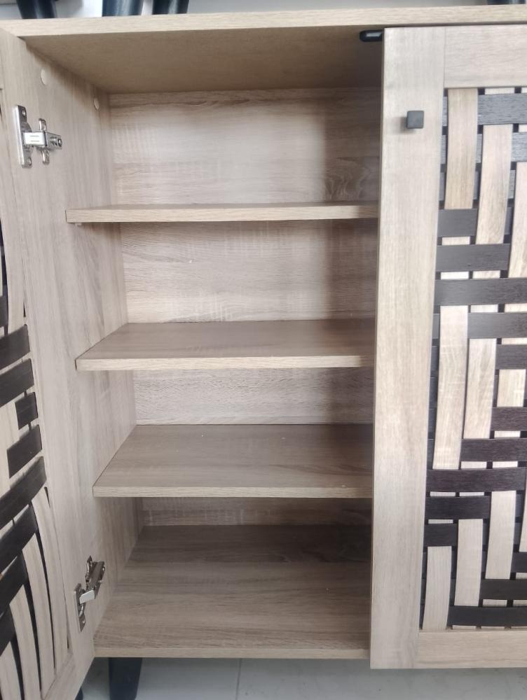 Shoe cabinet with an innovative and modern design
