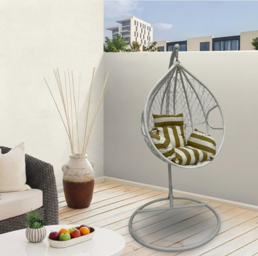 Swing chair with modern design