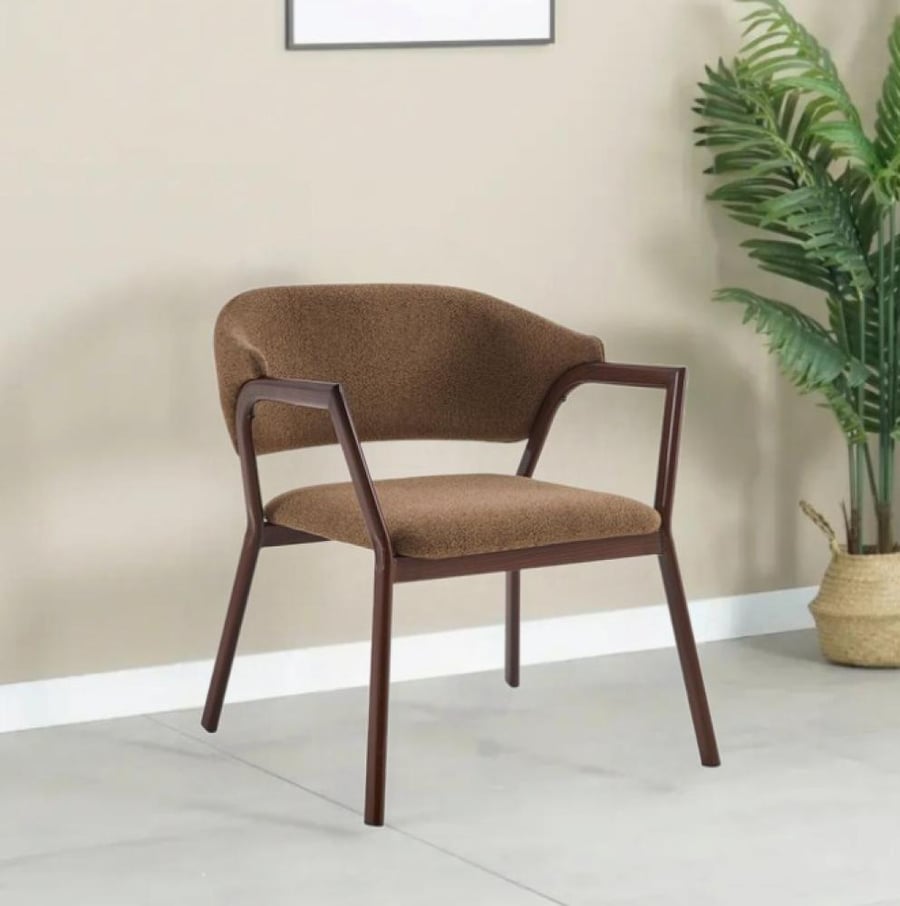 Single chair of high quality for a comfortable sitting experience