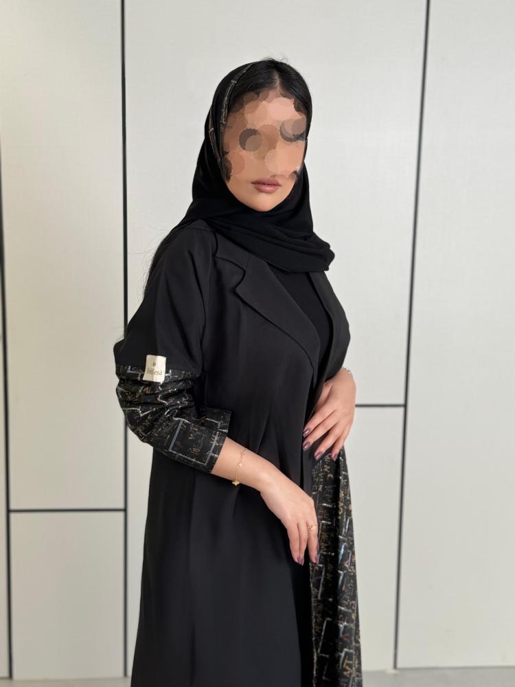 بليزر اسود وذهبي  باربي