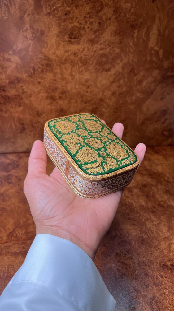 علبة سحب اخضر