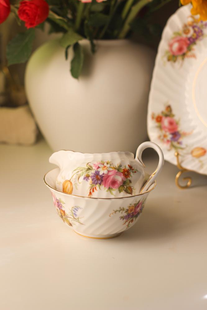 Sugar bowl from Antique Old Foley