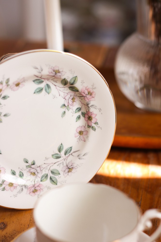 Three-piece antique cup