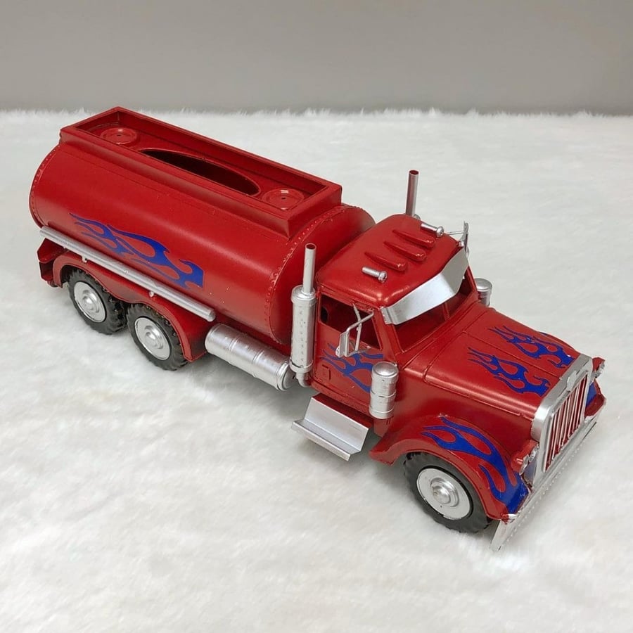 Fuel truck decor, iron, in the shape of a tissue box