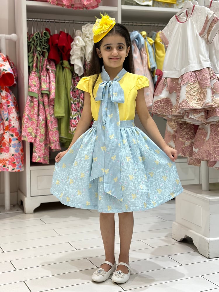 طقم  blue bow