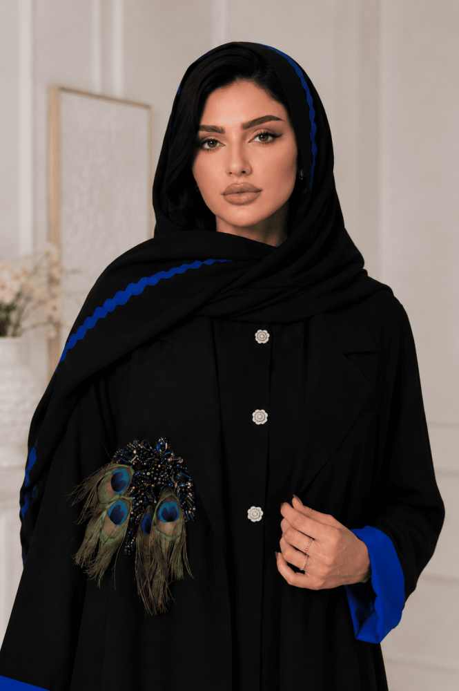 عباية ريشة الطاووس