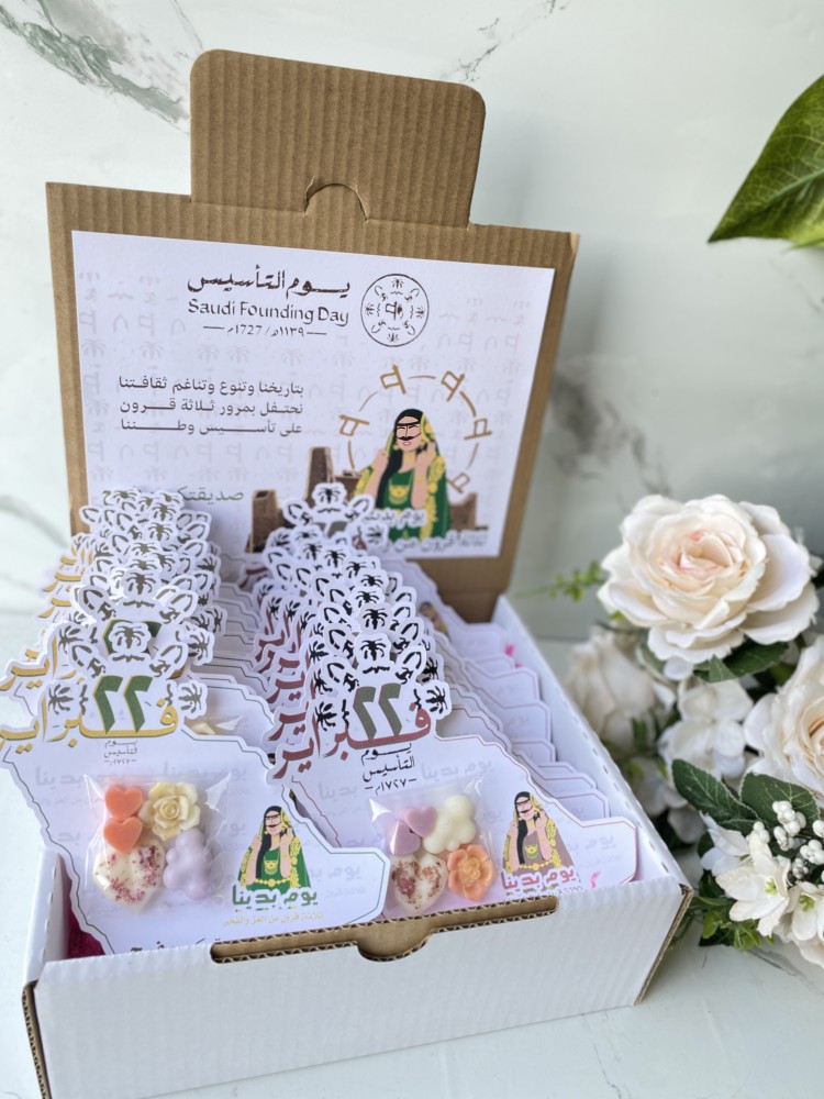 فواحات شمعية معطرة