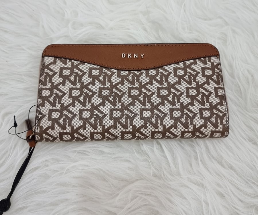 Ducani women's wallet