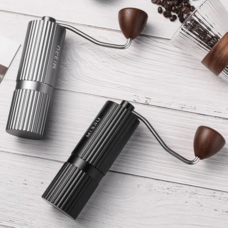 Handheld steel coffee grinder with 20-degree disc and conical blade