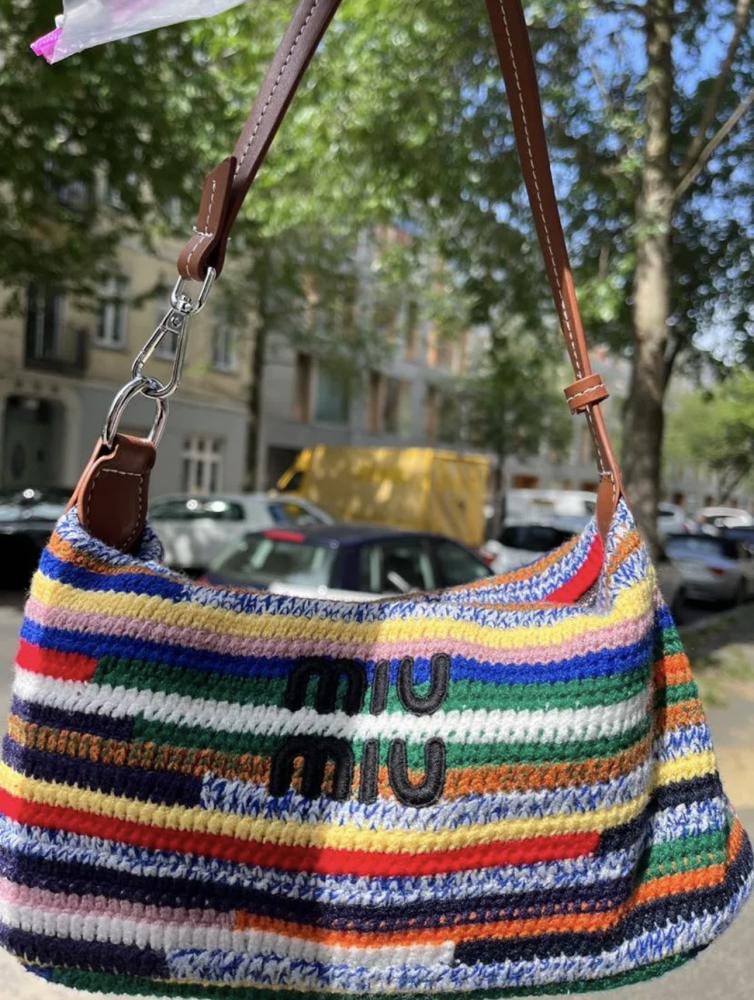 شنطه miu miu