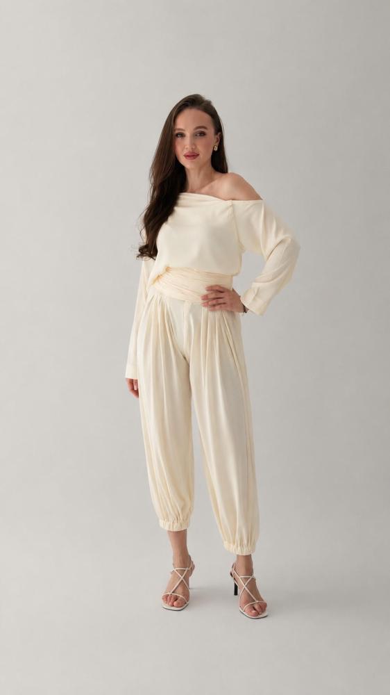 Jasmine in Butter Yellow