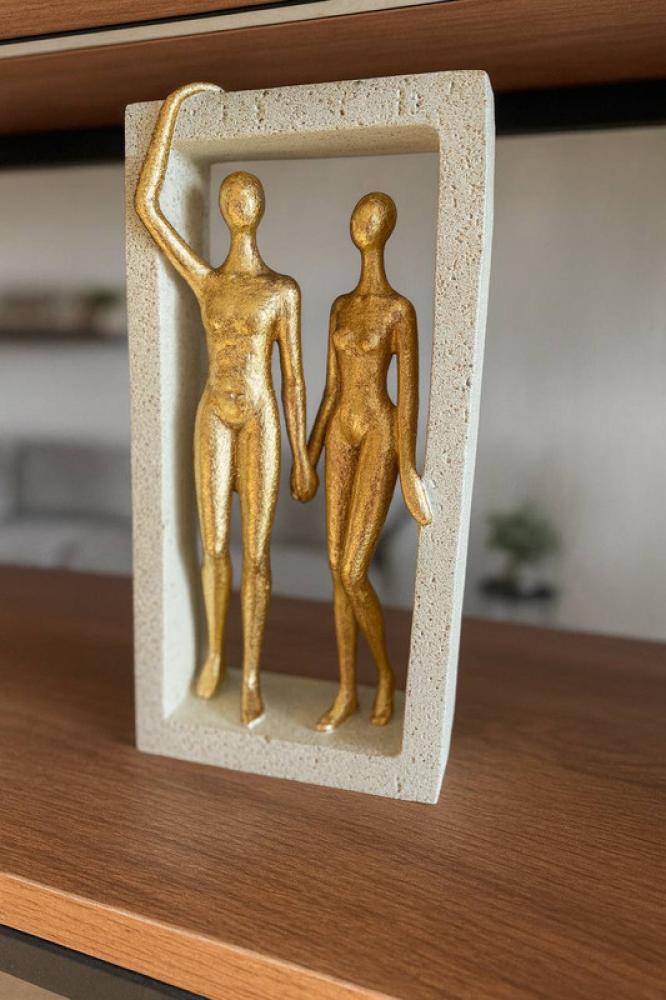 مجسم ثنائي فايبرو داخل إطار حجري – ذهبي – 30×15 سم