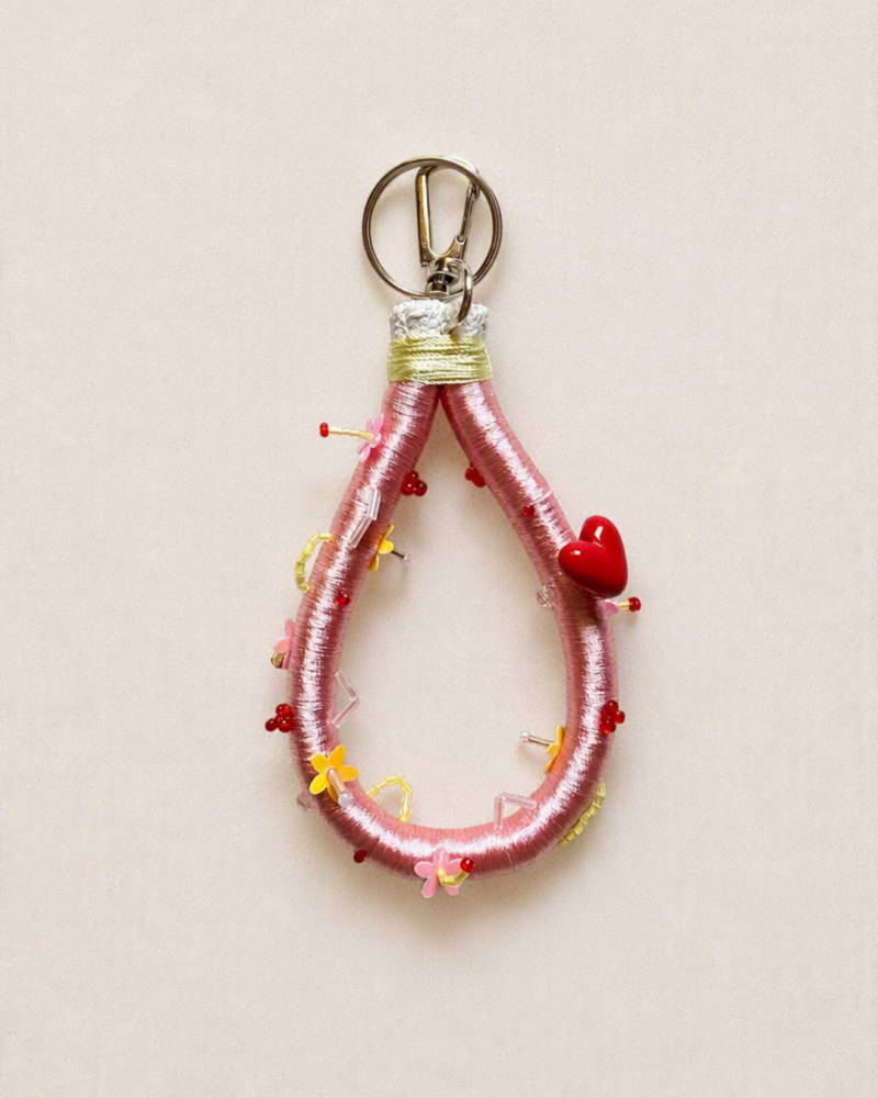 مـيـدالـيــة الـحـلـوى | Candy Charm