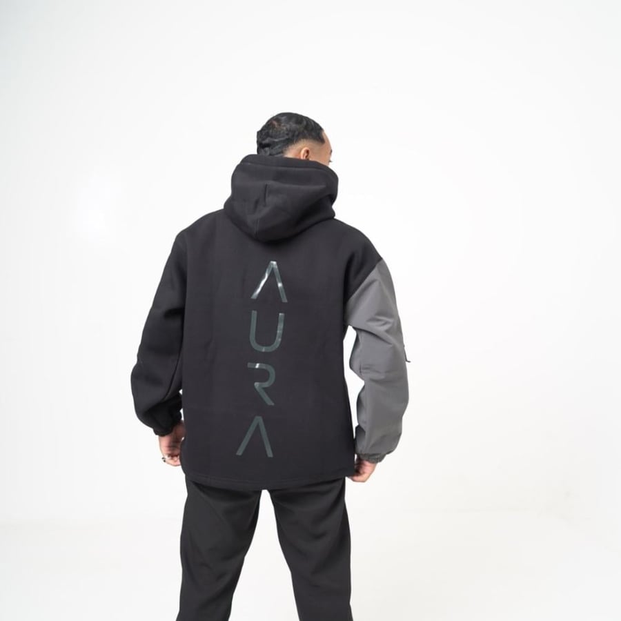 AURA Black grey